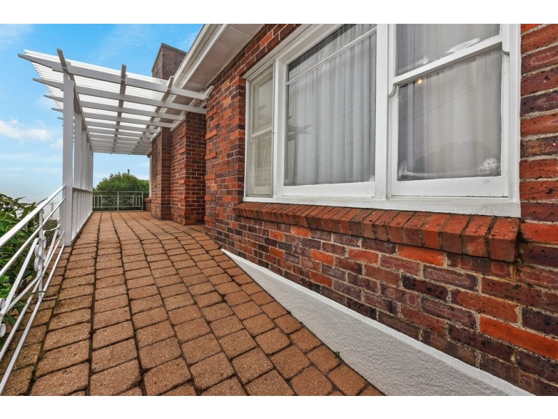 1 Pomona Rd, Riverside TAS 7250
