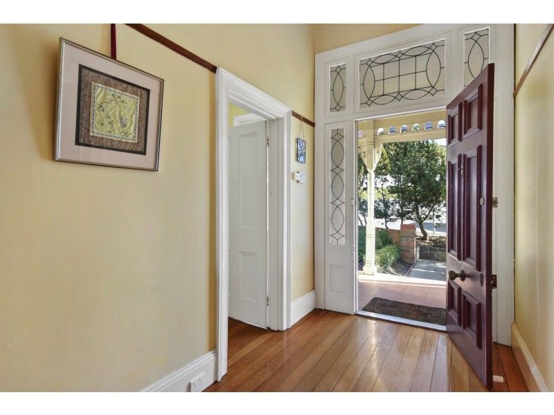 35 Lyttleton St, East Launceston TAS 7250