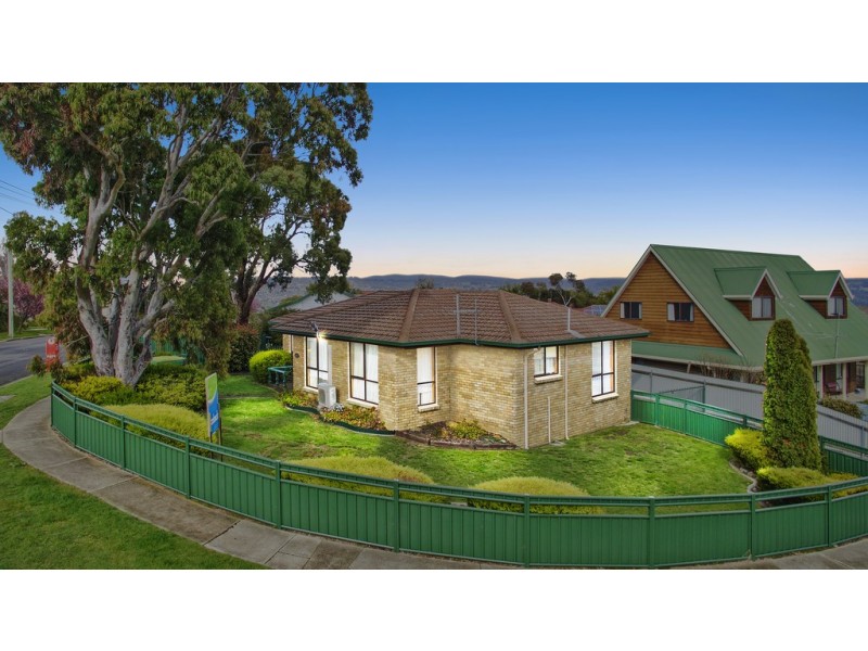 90 Viewbank Road, Newnham TAS 7248
