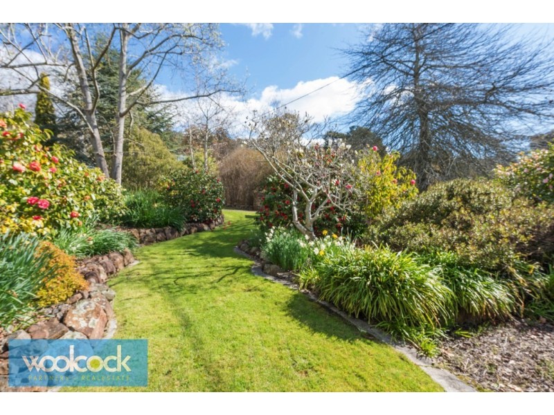 1 Main Road, Lanena TAS 7275