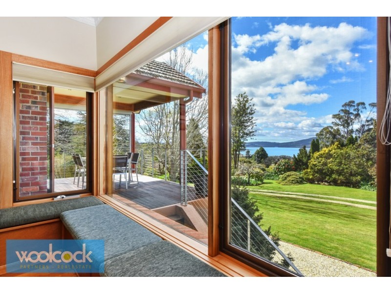 1 Main Road, Lanena TAS 7275