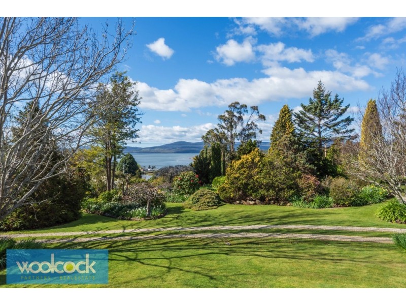1 Main Road, Lanena TAS 7275