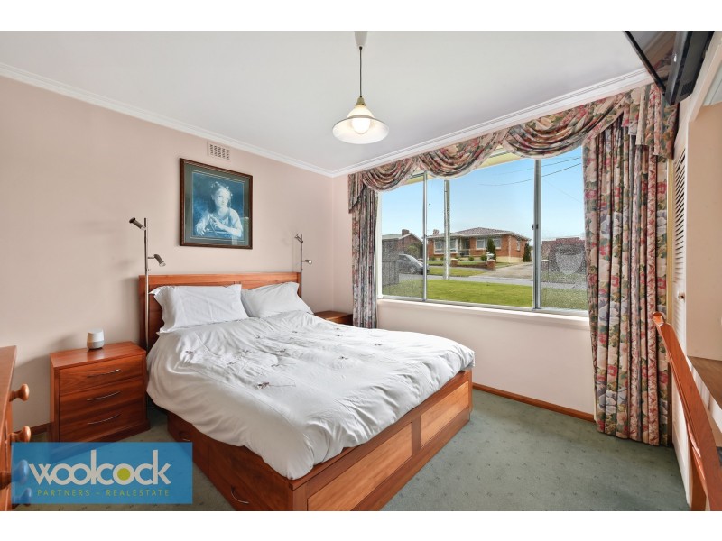 7 Oaktree Road, Youngtown TAS 7249