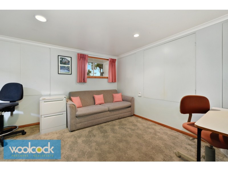 7 Oaktree Road, Youngtown TAS 7249