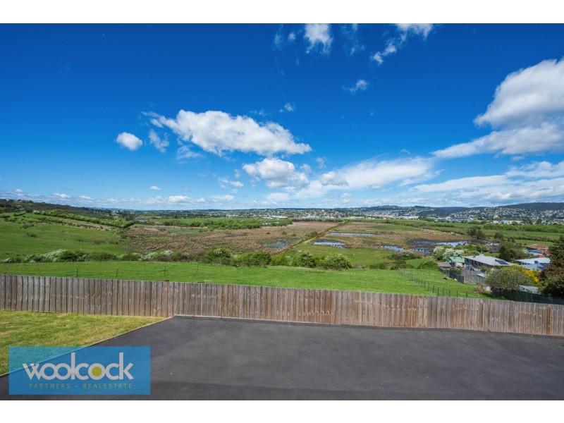 42a Bill Grove, Mowbray TAS 7248
