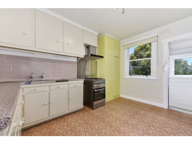 4 Bond Street, Kings Meadows TAS 7249