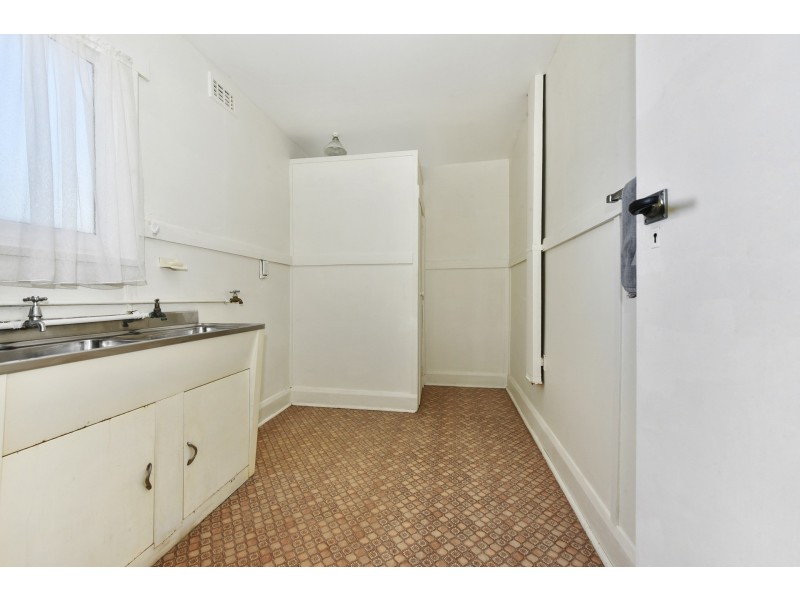 4 Bond Street, Kings Meadows TAS 7249