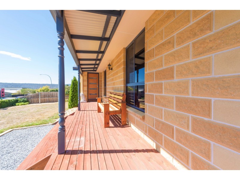 2 Grouse Avenue, Legana TAS 7277