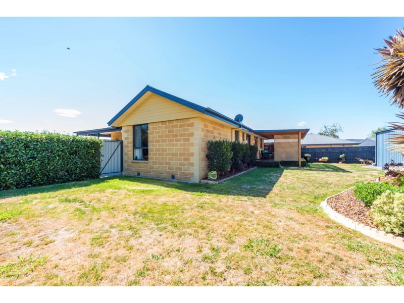 2 Grouse Avenue, Legana TAS 7277