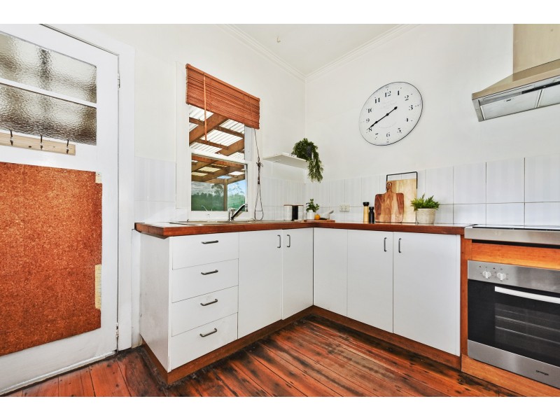 212 Hobart Road, Kings Meadows TAS 7249