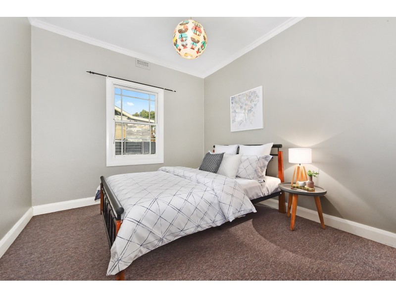 212 Hobart Road, Kings Meadows TAS 7249