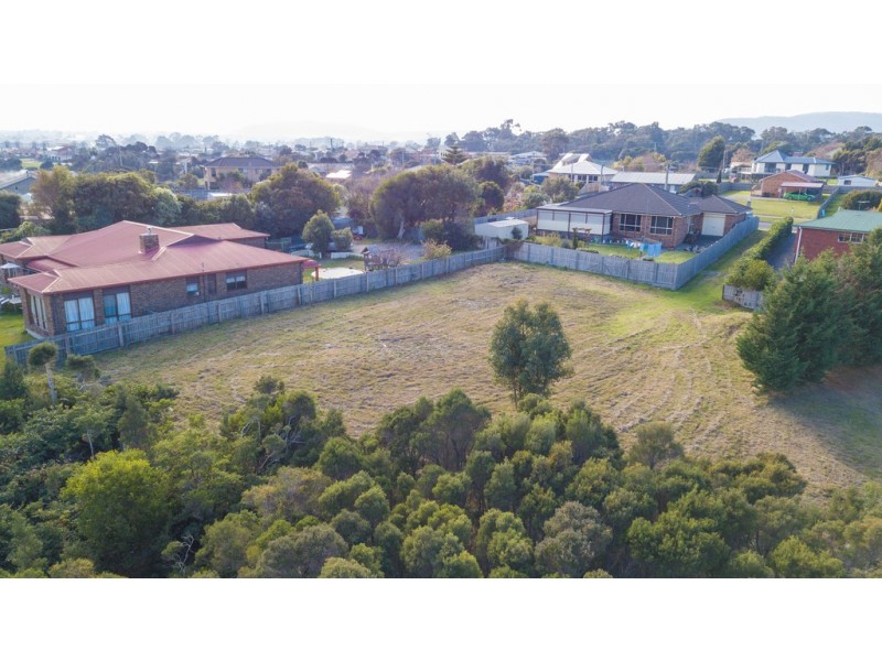 16 Reece Street, George Town TAS 7253