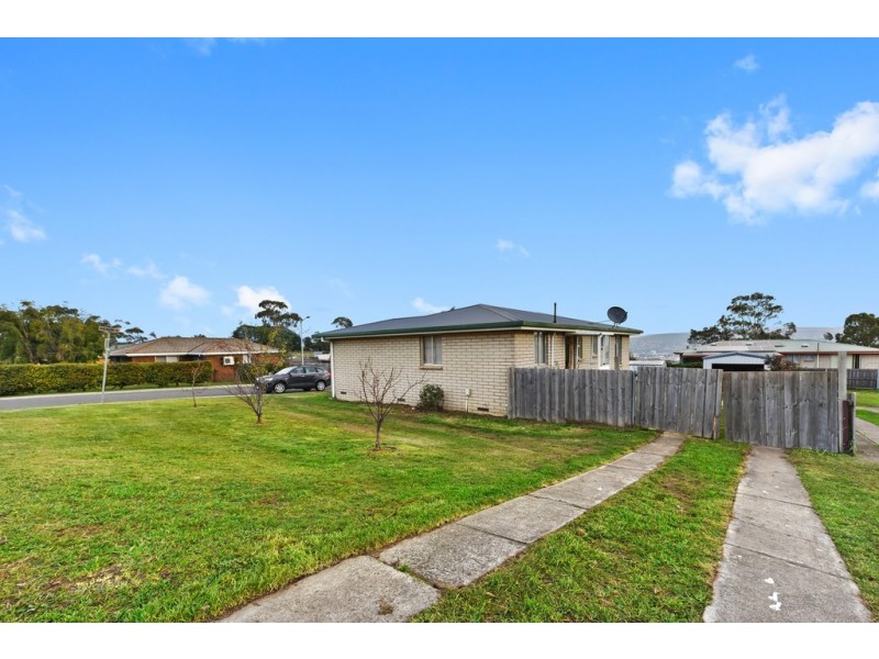 2 Tuckoni Street, Ravenswood TAS 7250