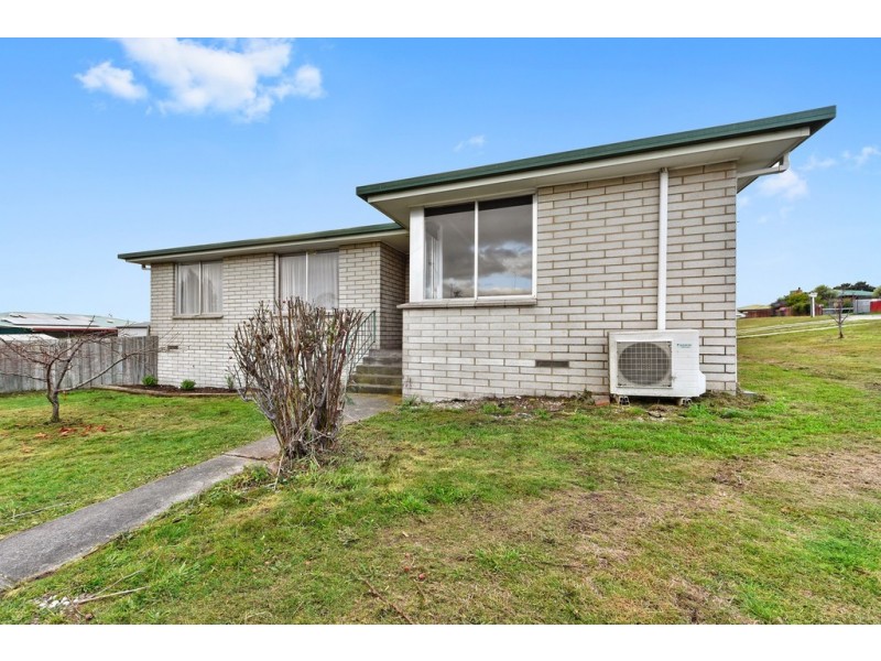 2 Tuckoni Street, Ravenswood TAS 7250