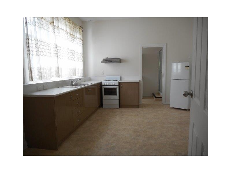 72 Elizabeth St, Launceston TAS 7250