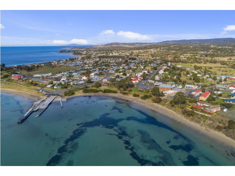 3 Maria Street, Swansea TAS 7190