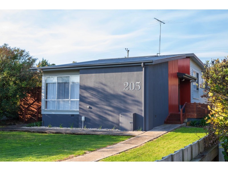 205 Hobart Rd, Kings Meadows TAS 7249