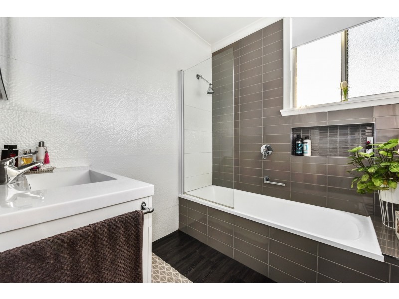 205 Hobart Rd, Kings Meadows TAS 7249