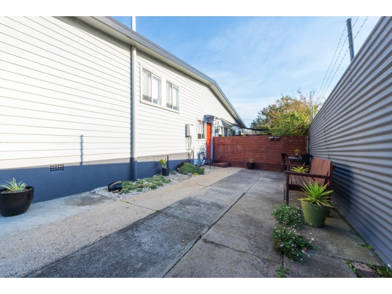205 Hobart Rd, Kings Meadows TAS 7249