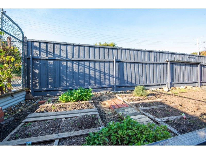 205 Hobart Rd, Kings Meadows TAS 7249