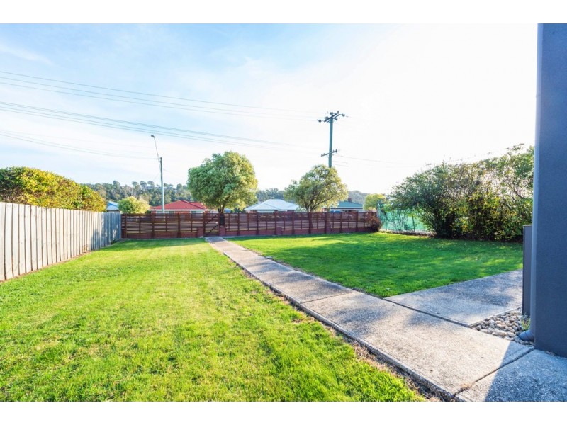 205 Hobart Rd, Kings Meadows TAS 7249