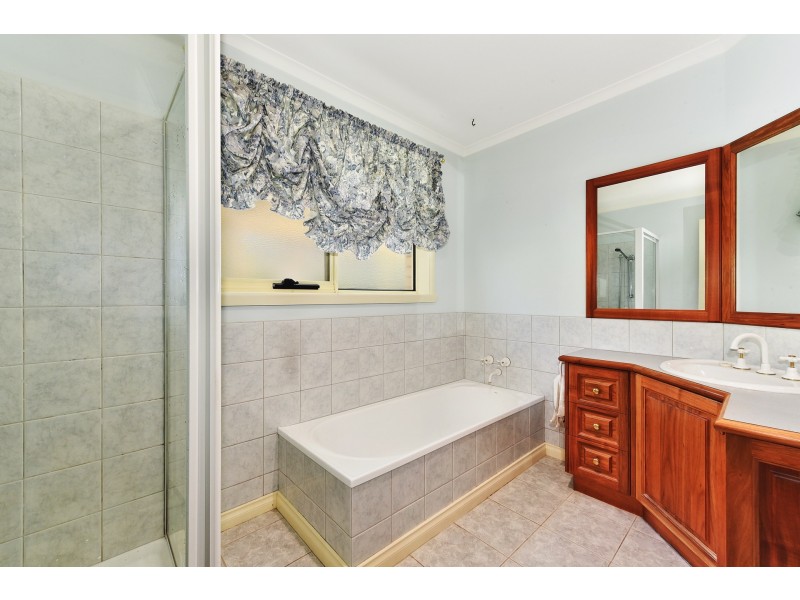 64 Gibson Street, Kings Meadows TAS 7249