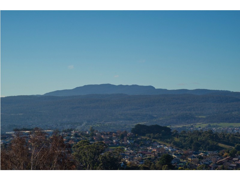 64 Gibson Street, Kings Meadows TAS 7249