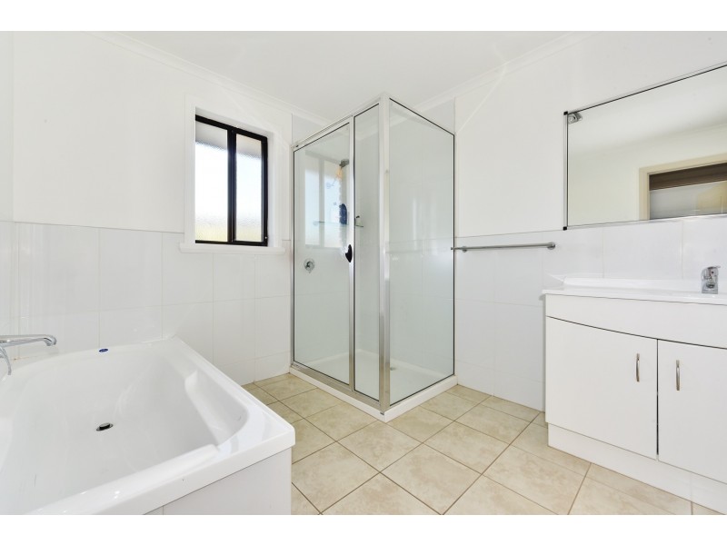 6 St James Close, Newstead TAS 7250