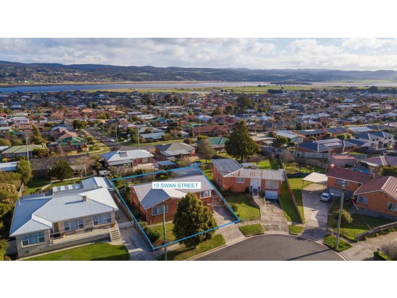13 Swan Street, Newnham TAS 7248