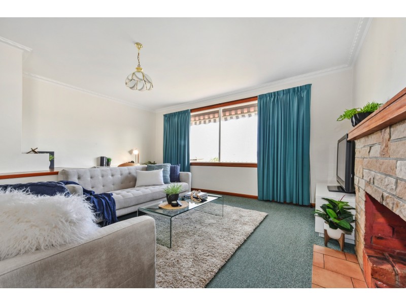 13 Swan Street, Newnham TAS 7248