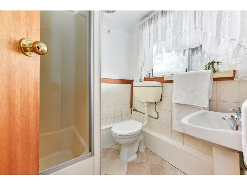 13 Swan Street, Newnham TAS 7248