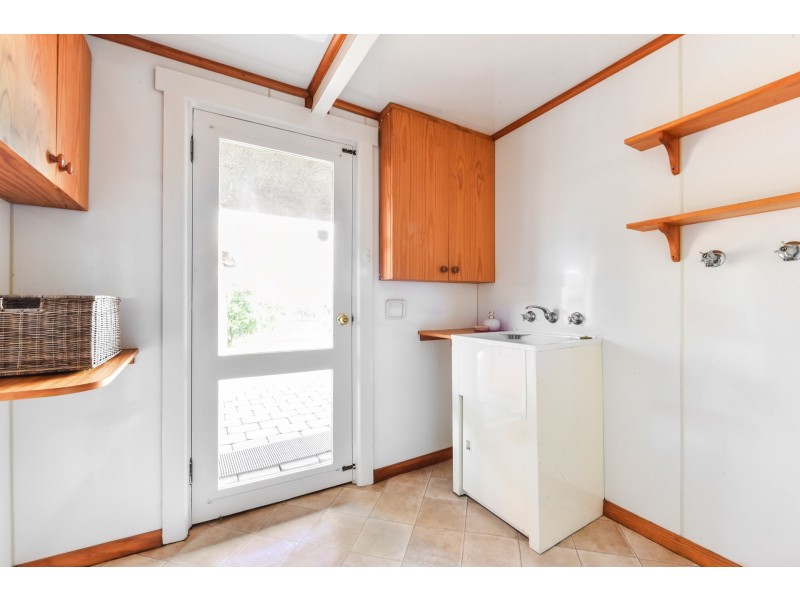 13 Swan Street, Newnham TAS 7248