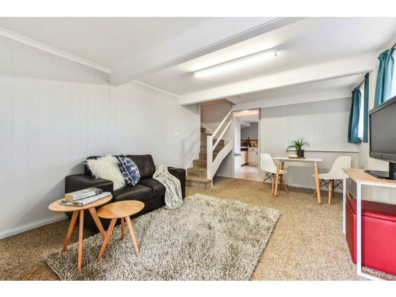 13 Swan Street, Newnham TAS 7248