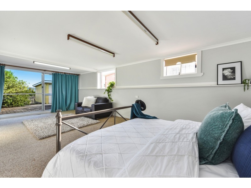 13 Swan Street, Newnham TAS 7248