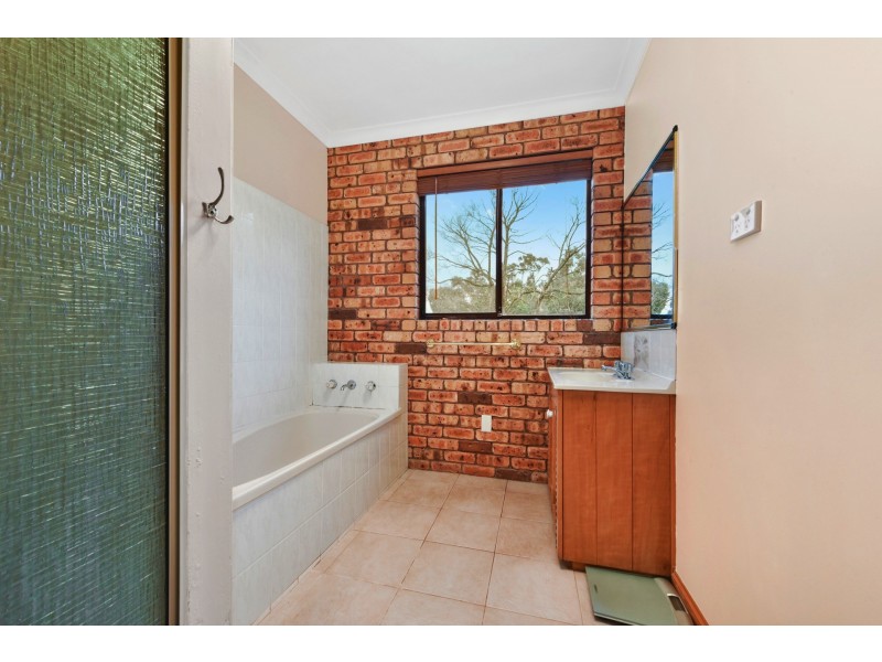 32 Harley Parade, Prospect Vale TAS 7250