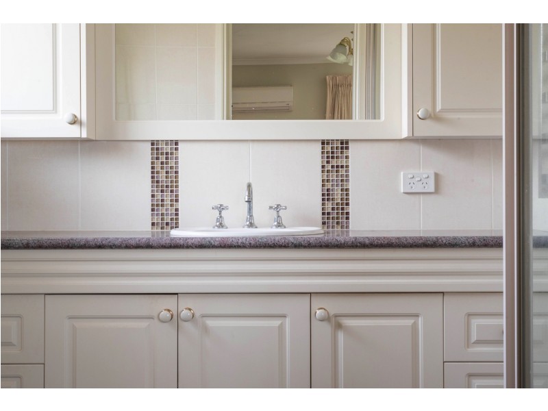 18 Poplar Parade, Youngtown TAS 7249