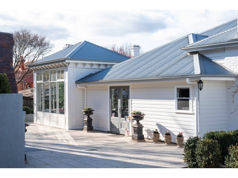 8 Tulloch Street, Newstead TAS 7250