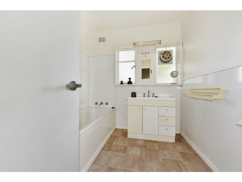 5 Veronica Crescent, Norwood TAS 7250