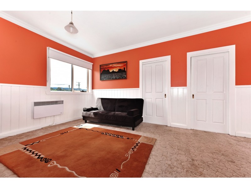 34 Burns St, Invermay TAS 7248