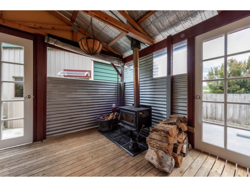 34 Burns St, Invermay TAS 7248