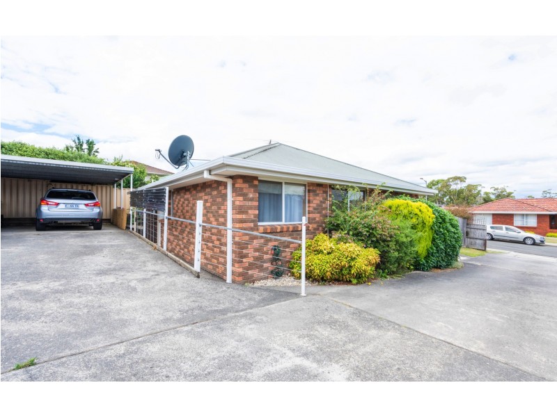 1 and 2/77 Waroona Street, Youngtown TAS 7249