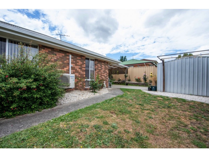 1 and 2/77 Waroona Street, Youngtown TAS 7249