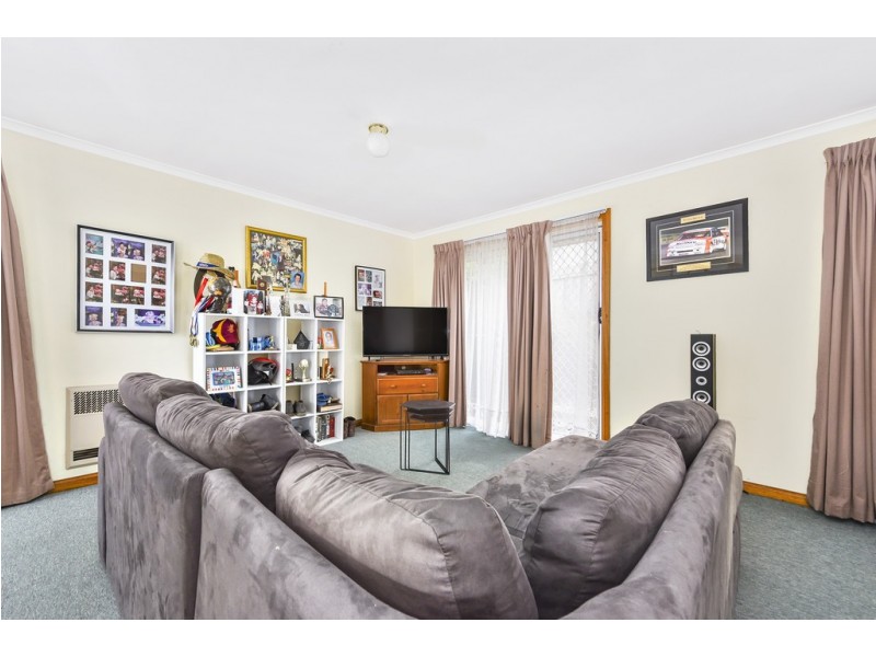 1 and 2/77 Waroona Street, Youngtown TAS 7249