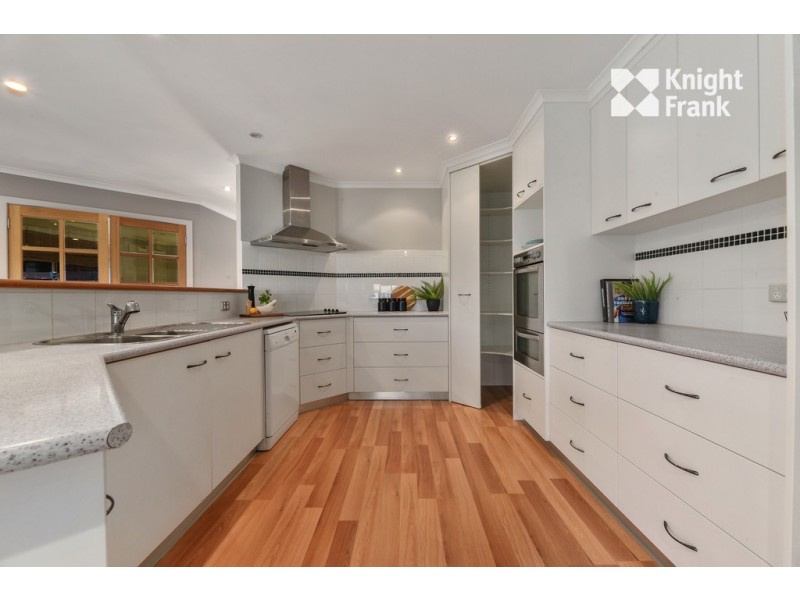 10 Pocket Place, Newnham TAS 7248