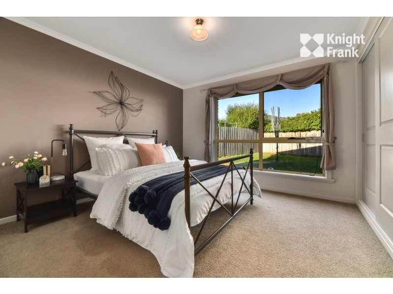 10 Pocket Place, Newnham TAS 7248