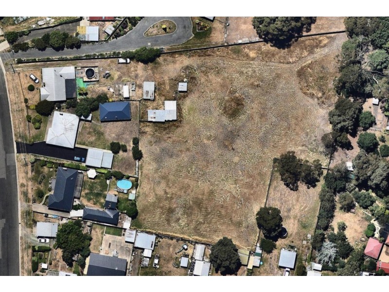 21 Drummond Crescent, Perth TAS 7300