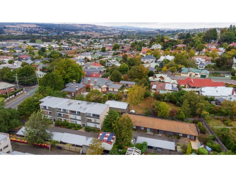 2/88a Elphin Road, Newstead TAS 7250