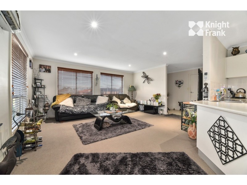 2/4 Bethune Place, Newnham TAS 7248