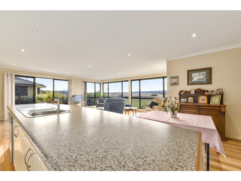 4/11 Walcorm Court, Riverside TAS 7250