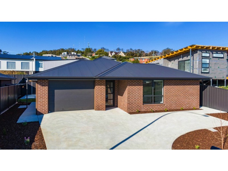 2/5 Sherpa Crt, St Leonards TAS 7250